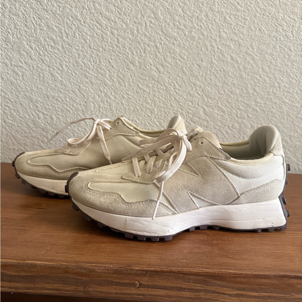 New Balance 327 in Suede Beige Sea Salt (Women’s) - Picture 2 of 7
